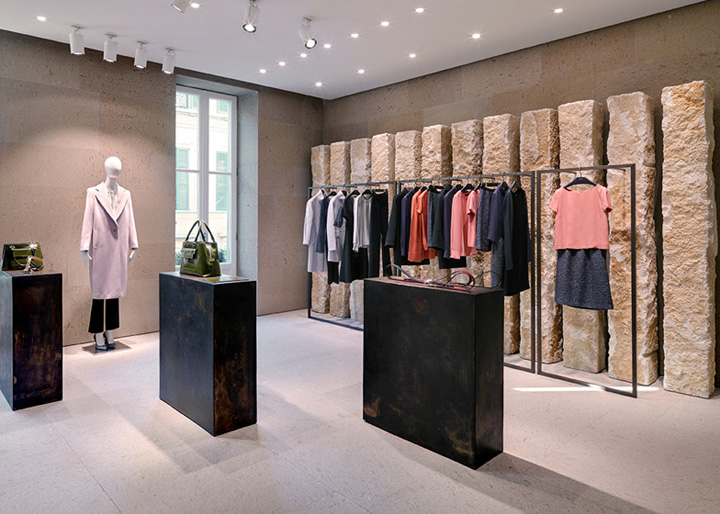 MORGES-CENTRE : SUPERBE BOUTIQUE DE VÊTEMENTS RUE PRINCIPALE A REMETTRE